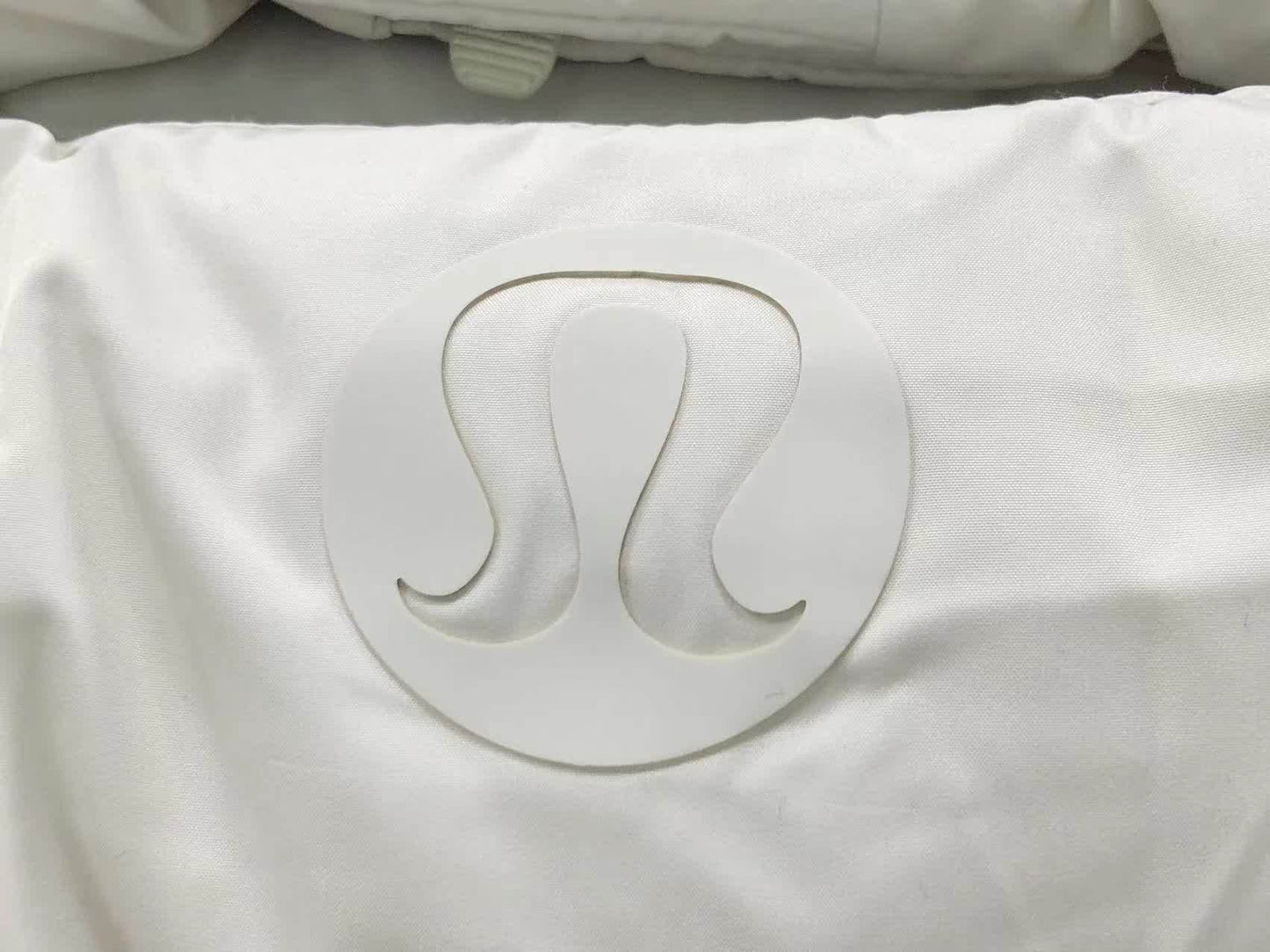 Lululemon WUNDER PUFF Cropped